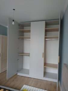 Шкаф с ручками на заказ Алматы