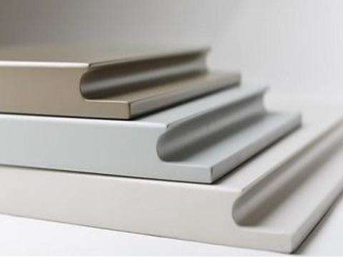 Интегрированные ручки в фасадах МДФ